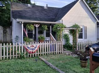 1010 W Warren St, Mitchell, IN 47446