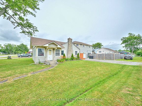 3rd image of 1444 Lakehurst Ave