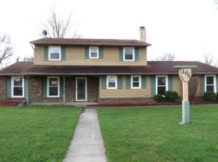 104 E Hickory Grove Rd, Hartford City, IN 47348