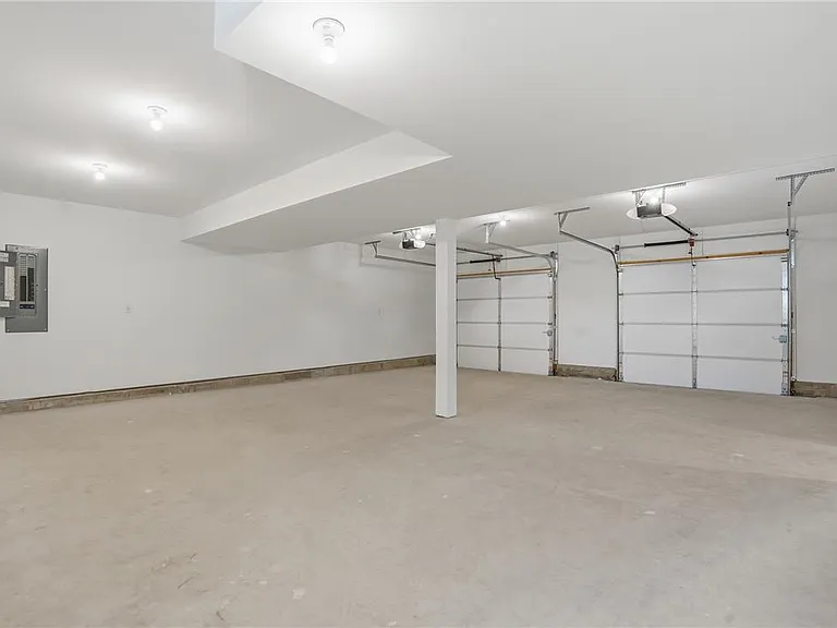 2905 Roosevelt St — Photo 47