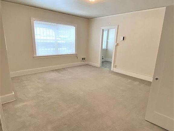 5th image of 516 E Union St #4