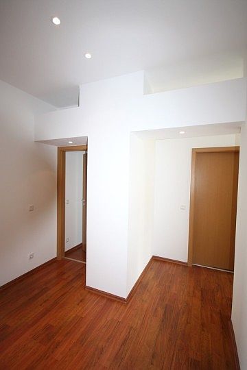 1st image of 827 Garfield Ave APT C