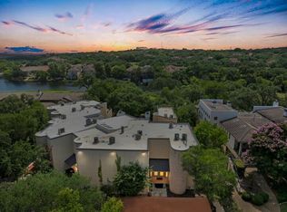 1 Crystal Springs Ct, The Hills, TX 78738
