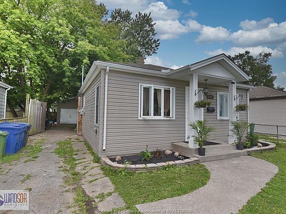 4th image of 2591 Meighen Rd