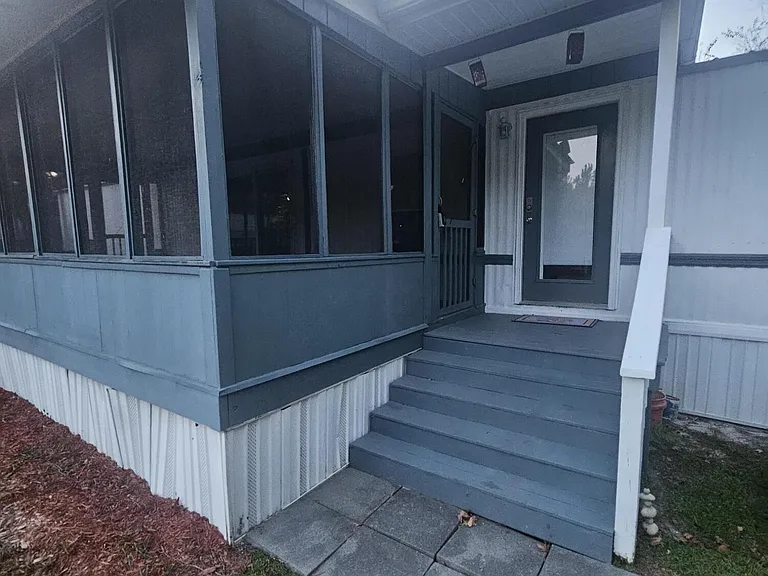 1201 Floyd Dr NE — Photo 14
