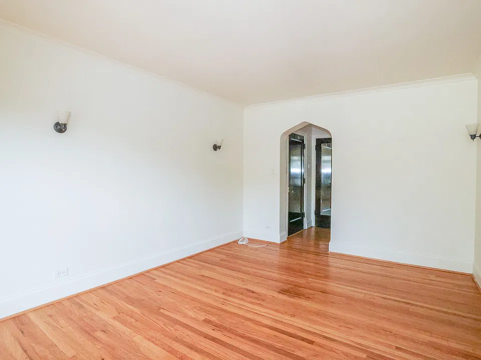 2022 W Berwyn Ave #3A
