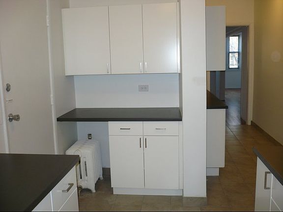 4th image of 5508 S Cornell Ave