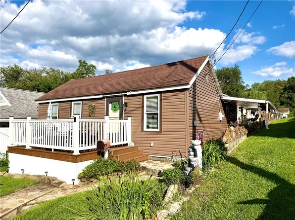 4 Hayes St, Dunbar, PA 15431