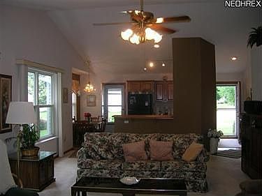 4th image of 5329 Genny Dr