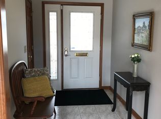 1112 Lake Pointe Cv, Fort Wayne, IN 46845