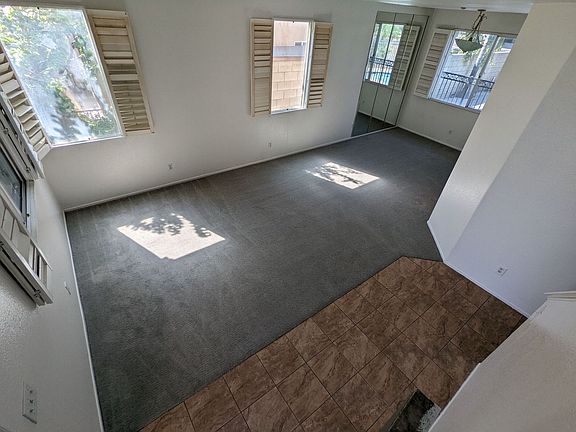 4th image of 7048 Fremontia Ave