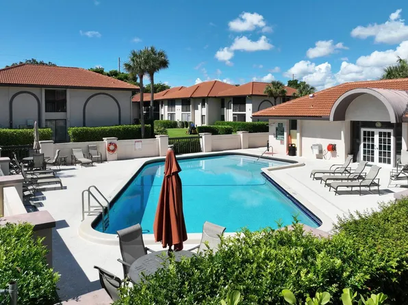 350 Club Circle #206, Boca Raton, FL 33487