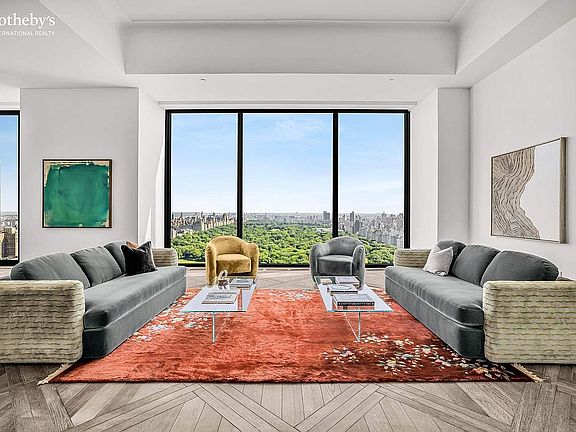 2nd image of 111 W 57th St APT 39