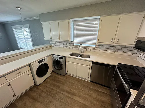 Floor plan Unfurnished 2 Bedroom