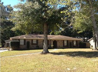 1803 Chase Dr, Saraland, AL 36571