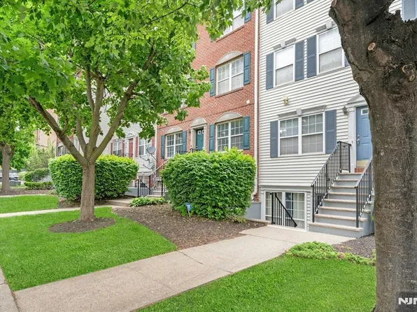 151 W Market St #1415, Newark, NJ 07103