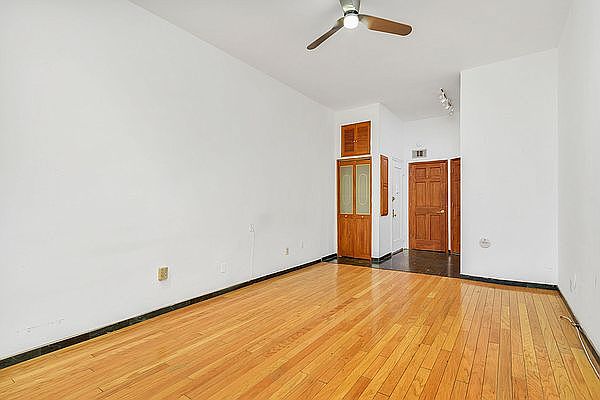 1st image of 235 E 54th St APT 1B