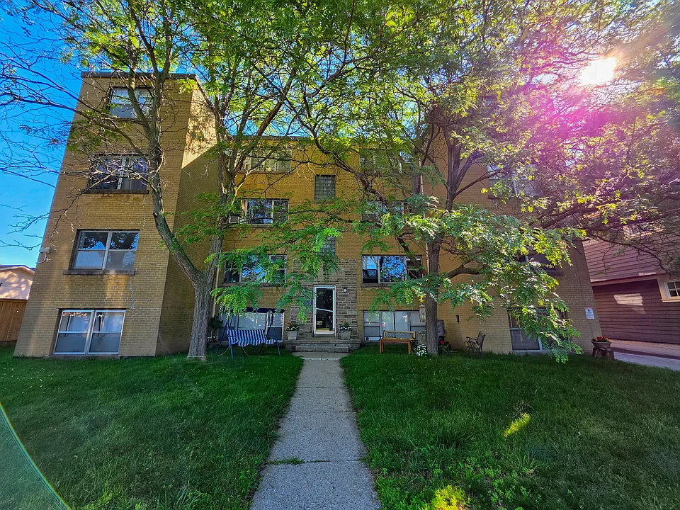 83 Wilson St #5