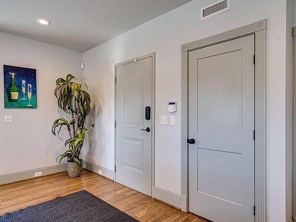 5th image of 1707 Blair Blvd APT 201