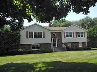 19 Jeffrey Ln, West Springfield, MA 01089