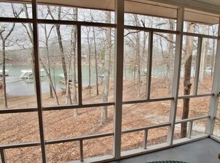 108 Lake Hills Dr, Townville, SC 29689