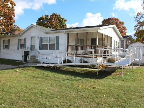 26 3rd St, Madison, OH 44057
