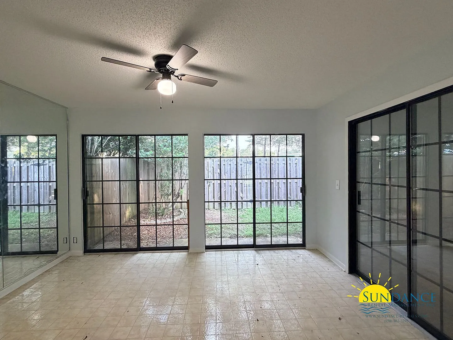 Updated 2 Bedroom TownHome in Shalimar! — Photo 3