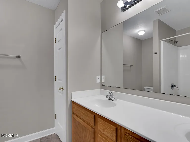 802 Springwood Dr — Photo 10