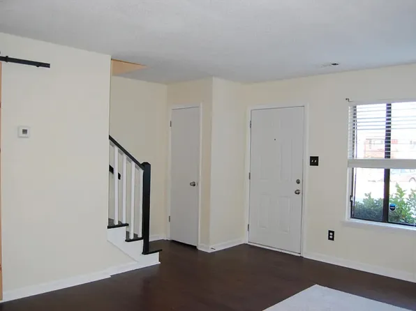 800 Fargo St APT B1, Durham, NC 27707
