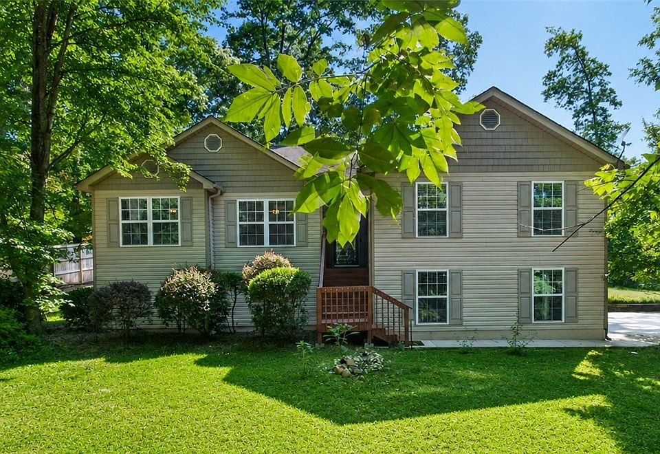1st image of 151 Towne Creek Trl