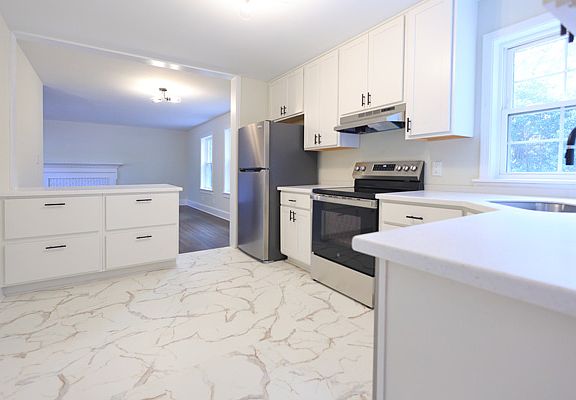 Dresden Dr. kitchen 4