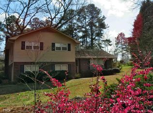 412 Hickory Ln, Griffin, GA 30223