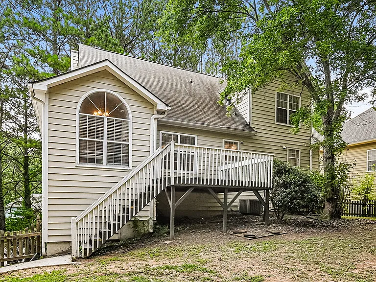 706 Hearthstone Xing — Photo 16