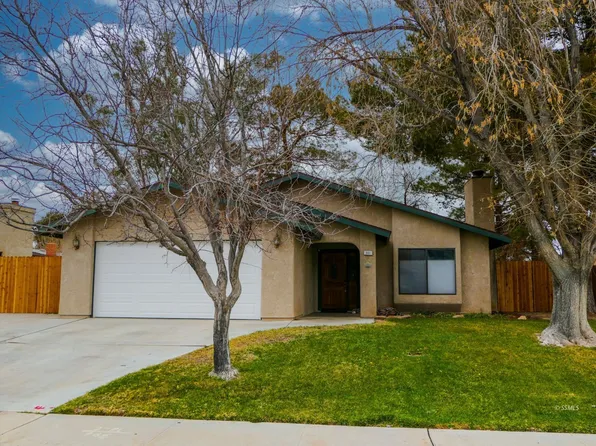 221 Kimberly Ln, Ridgecrest, CA 93555