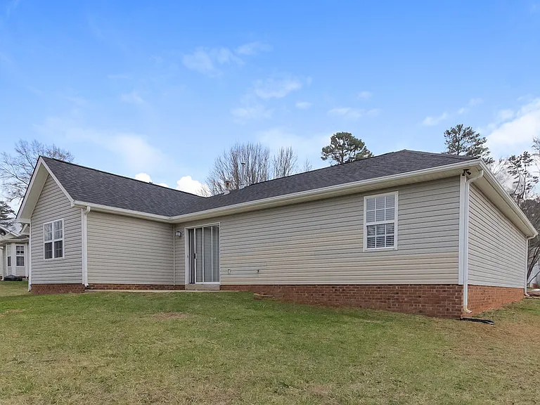 7218 Kavan Hunter Dr — Photo 16