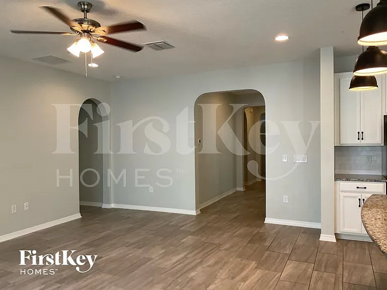 6024 Snapdragon Rd — Photo 2