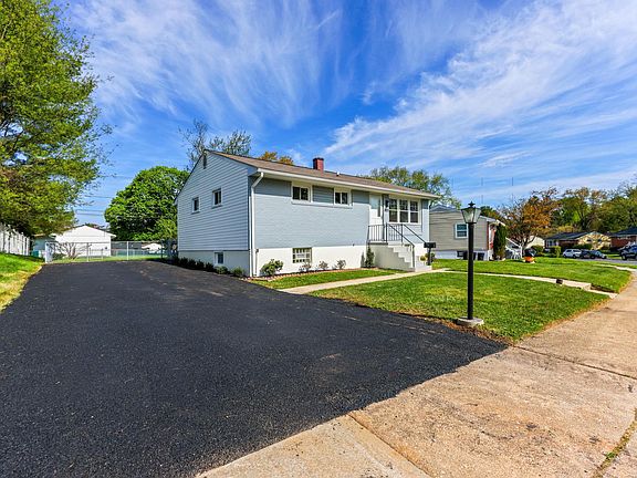 2nd image of 3820 Brownhill Rd