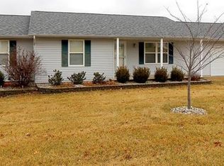 296 W Bend Ln, Labadie, MO 63055