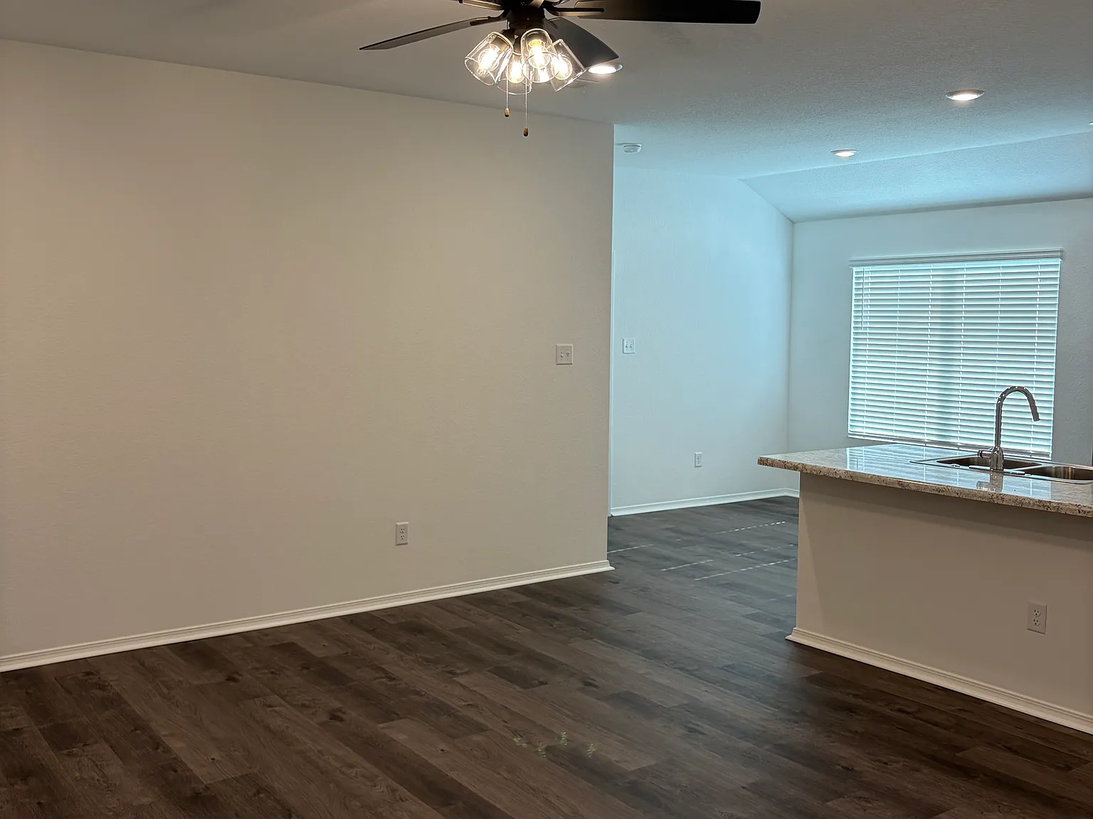 122 Powder River Dr — Photo 3