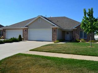 1513 Henney St, Angola, IN 46703