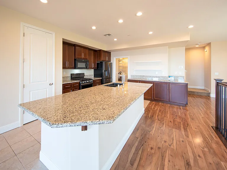 6491 Bayview Dr #1 — Photo 12
