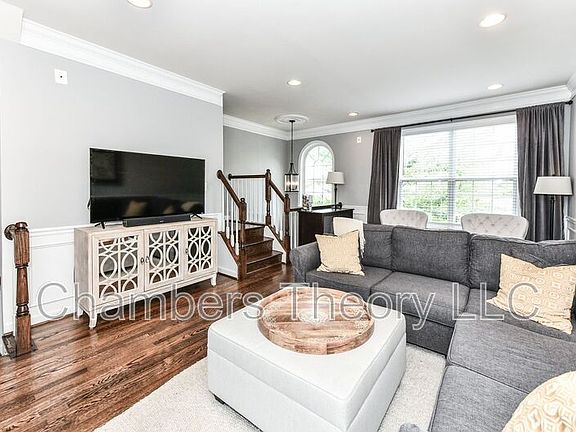 4th image of 42513 Magellan Sq