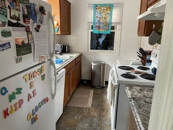 4th image of 602 Parkovash Ave