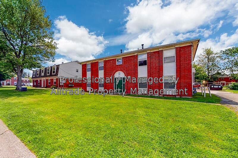 2nd image of 4918 Cawood Dr APT 4