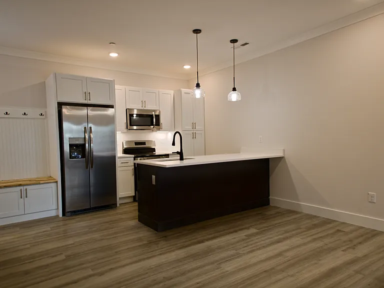 1805 Duncan Ave — Photo 13