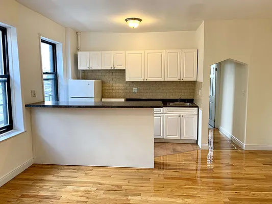 Rented by Vass Stevens Group | media 16