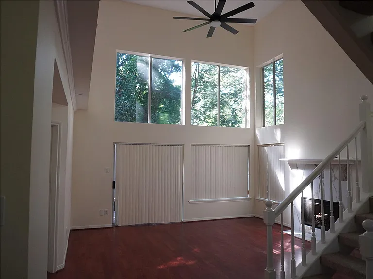 31 N Lakeridge Cir — Photo 8