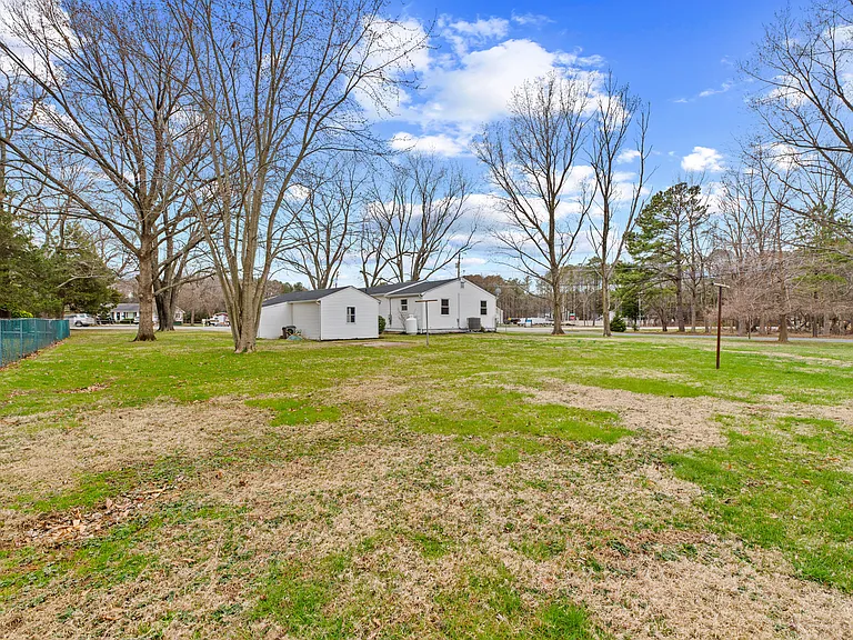 9401 Romancoke Rd — Photo 31