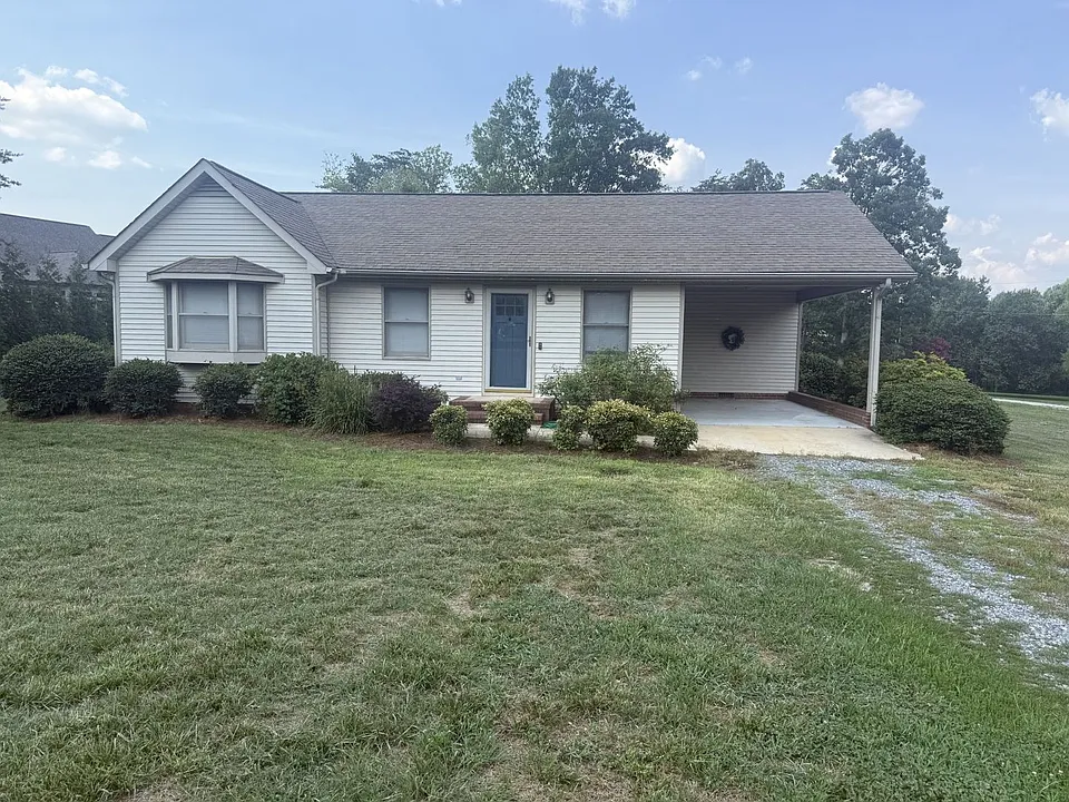 8310 Prince Edward Rd