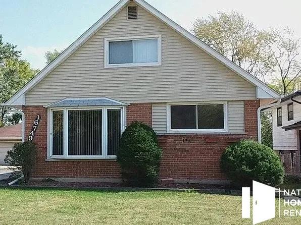 16749 Butterfield Dr, Country Club Hills, IL 60478